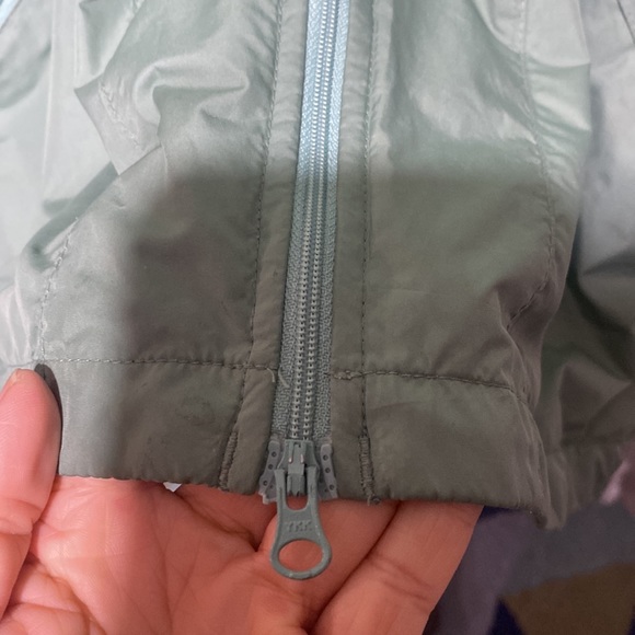 🌟host pick 🌟33. Woolrich green women outdoor wind jacket - Picture 7 of 11
